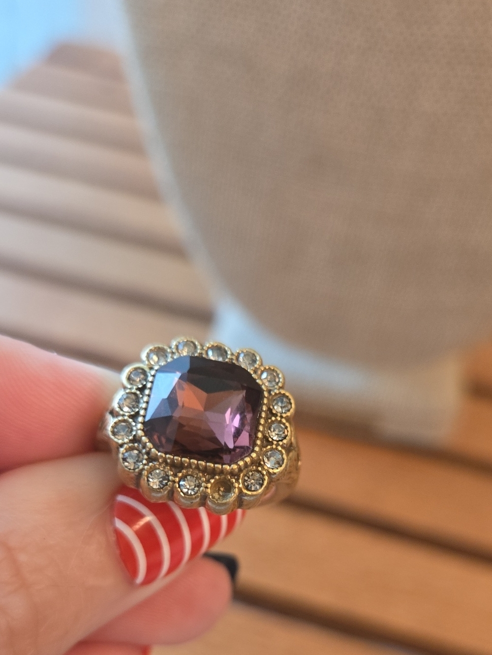 Chloe + Isabel Gold Tone Vintage Ring - Picture 5 of 6